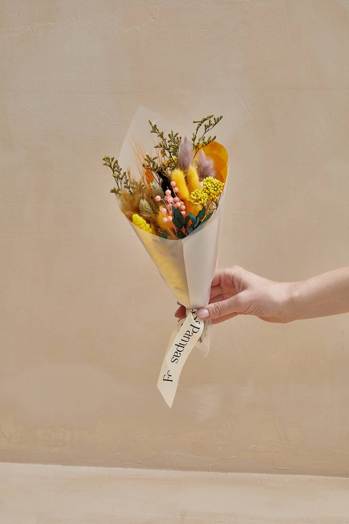 Small Dried Flower Bouquets - Beige