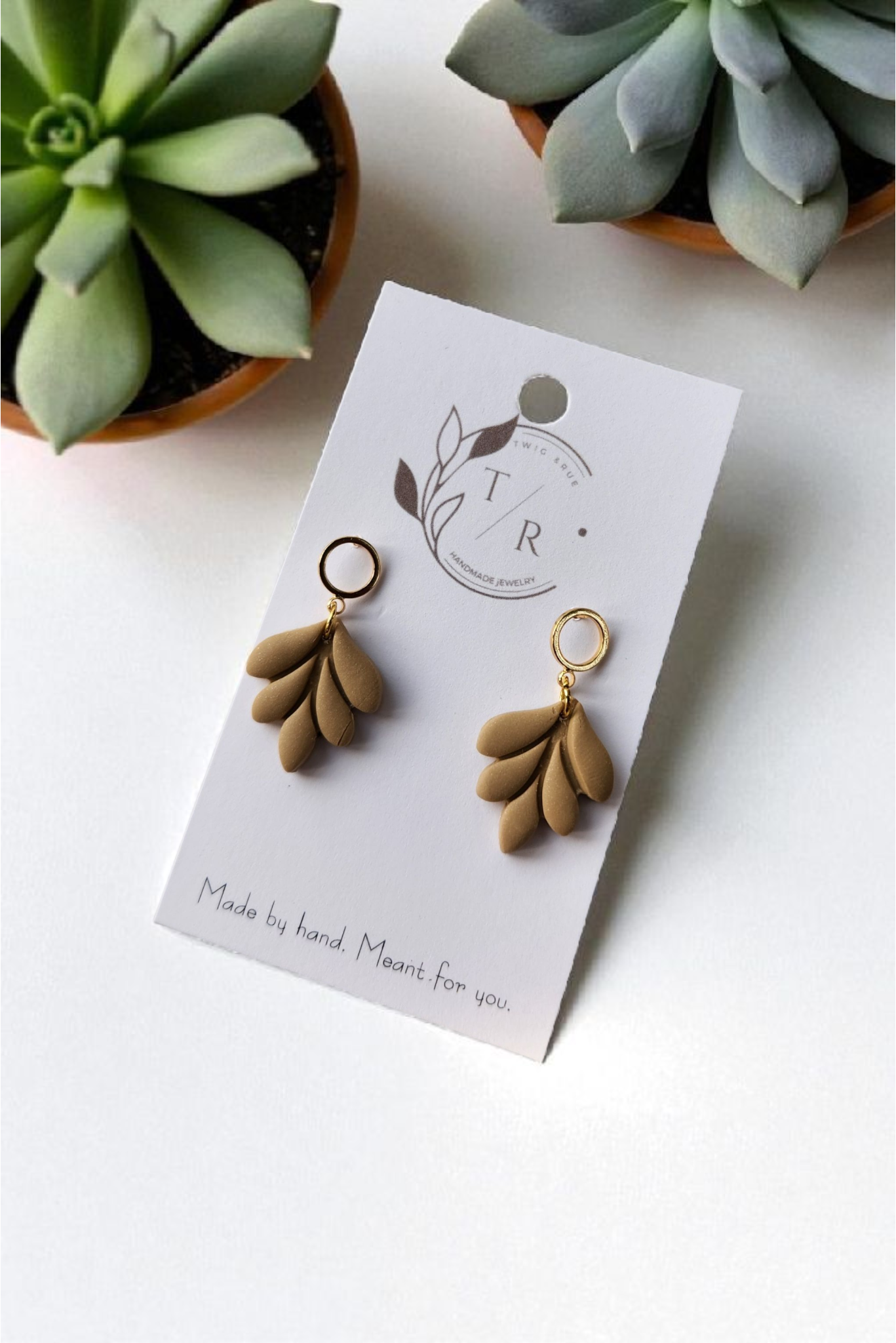 Paloma| Gold and clay drops