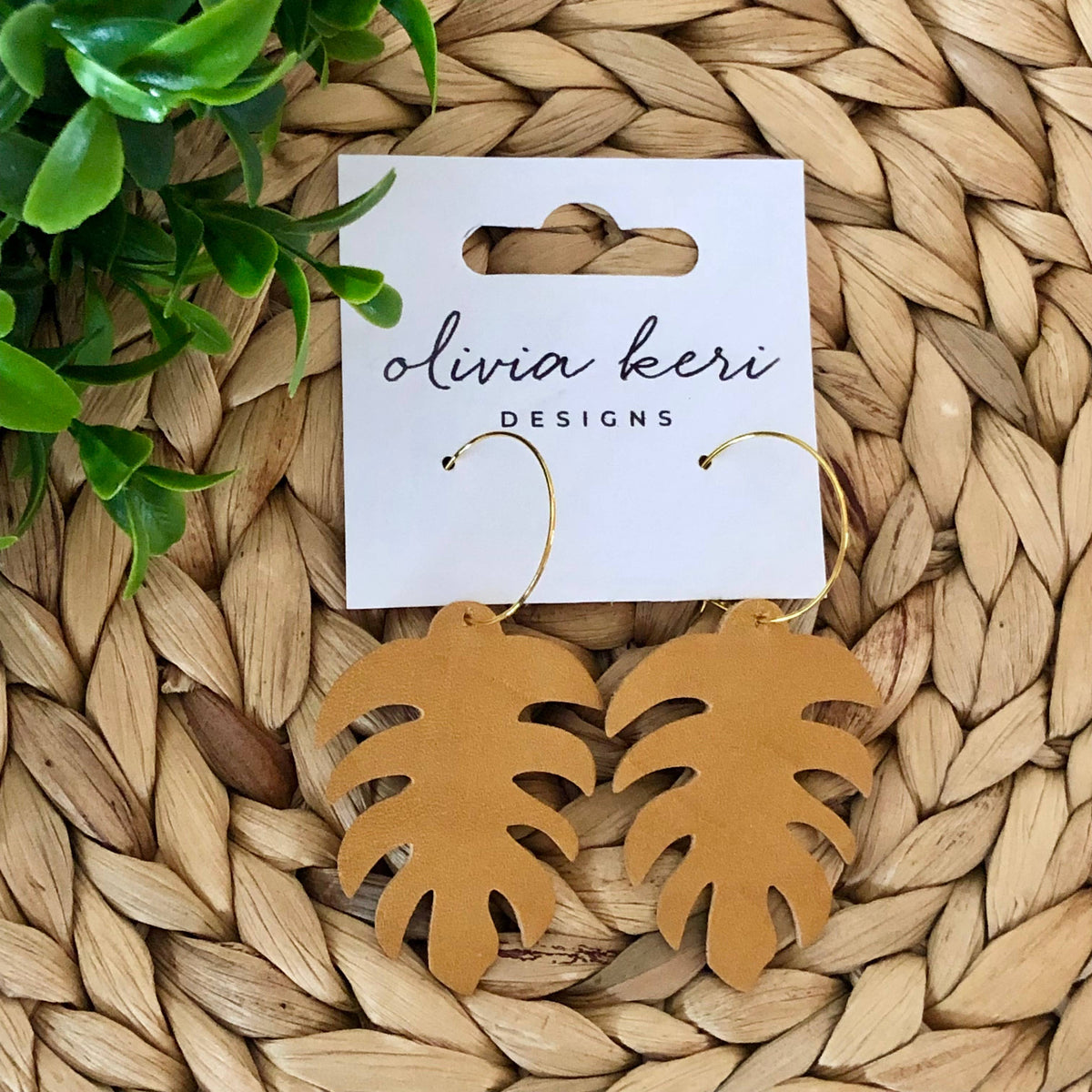 Monstera Leaf - Spring