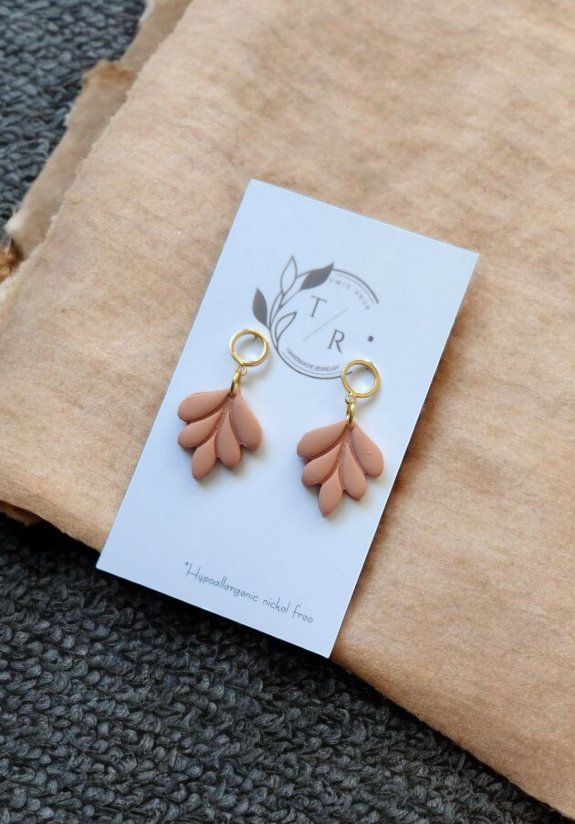 Paloma| Gold and clay drops