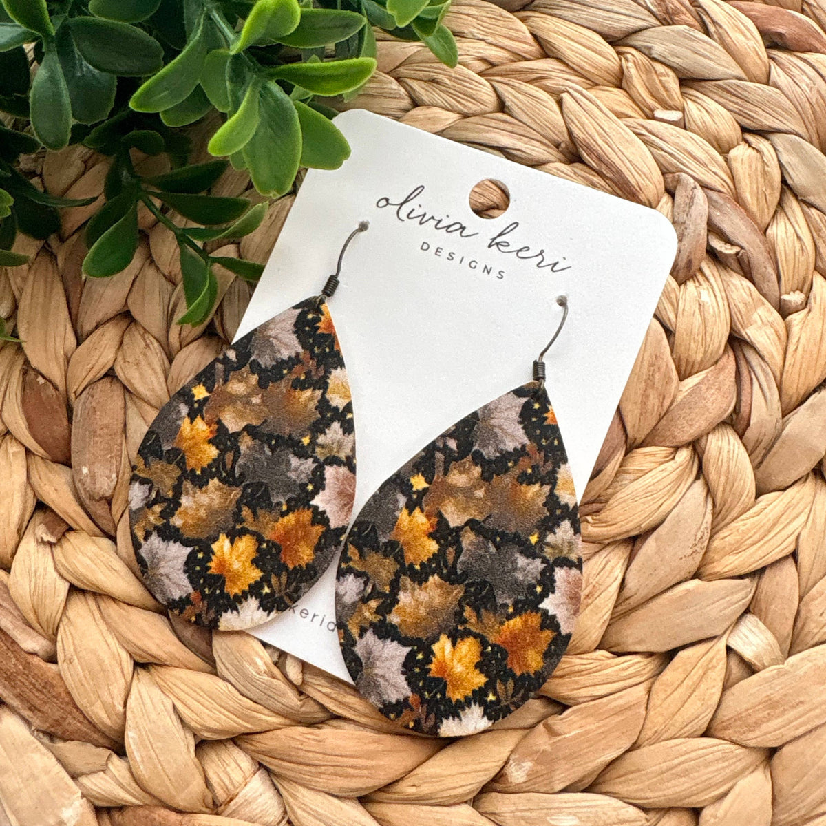 Brittany - Gilded Leaves